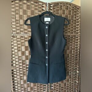 Aritzia Babaton Juris Vest Size 4